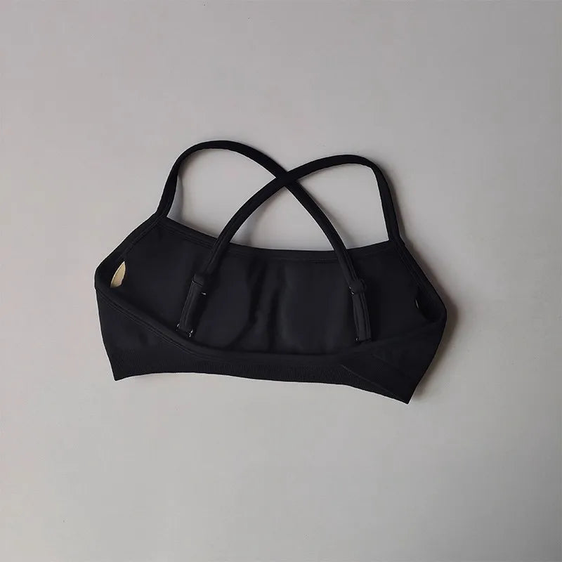 Women’s Seamless Racerback Sports Bra