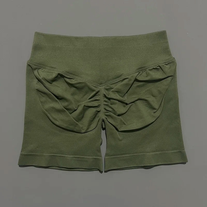 Women’s Seamless Yoga & Gym Shorts